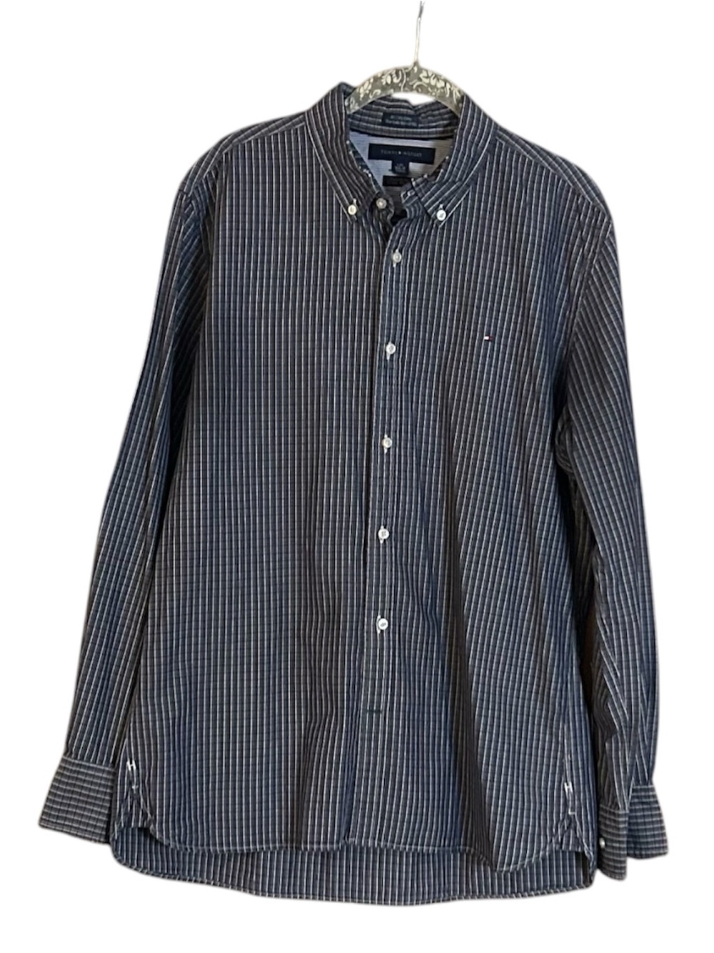 Tommy Hilfiger Men's Navy and White Pinstripe Button-Down Shirt